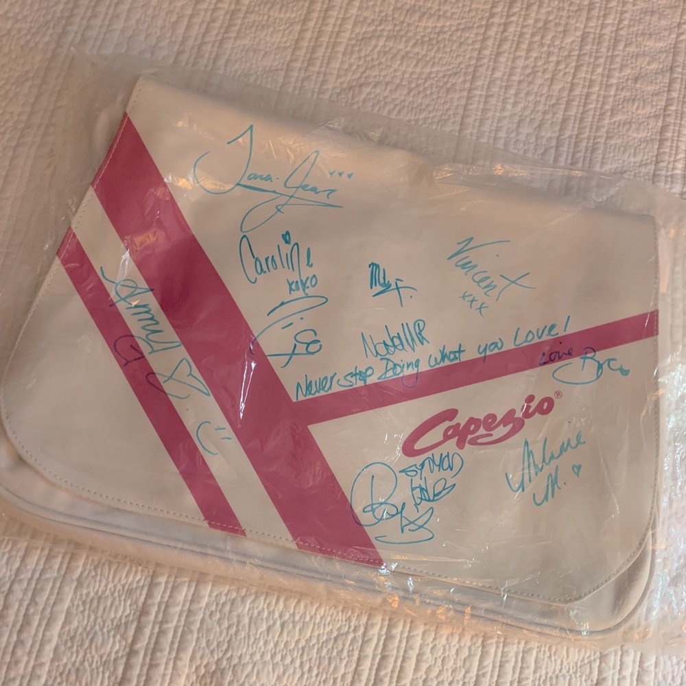 BNIP autographed Capezio dance messenger bag